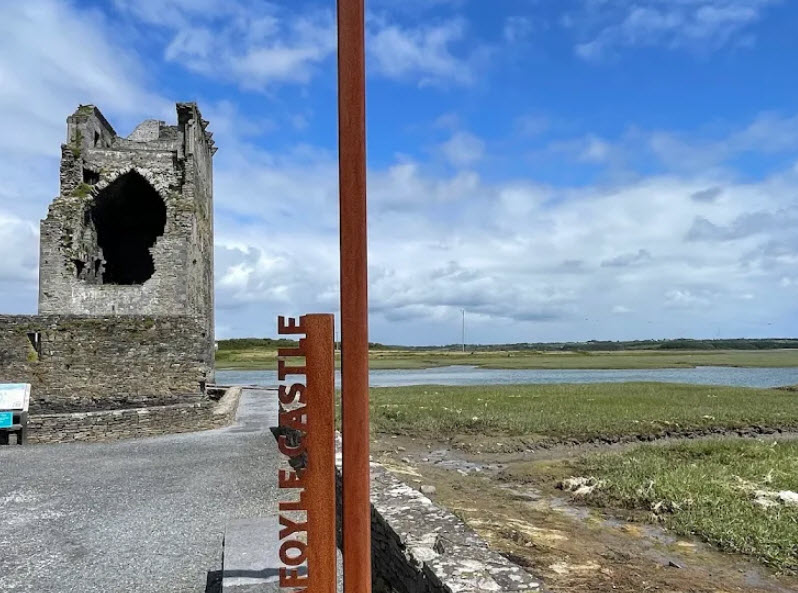 Carrigafoyle Castle, Ireland